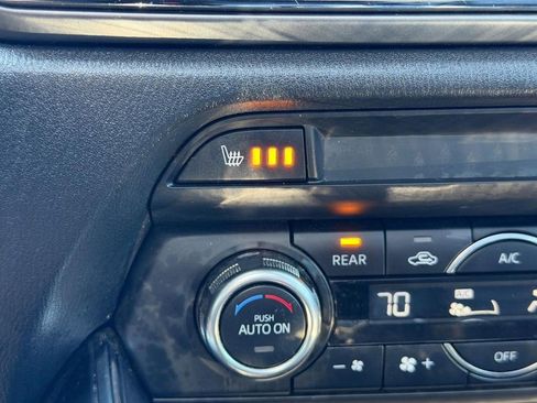 Used 2018 MAZDA CX-9 Touring w/ Touring Premium Package FWD image 20