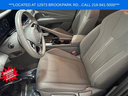 Used 2024 Hyundai Elantra SEL w/ Convenience Package image 10