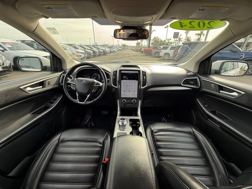 Used 2024 Ford Edge SEL AWD/4WD image 15
