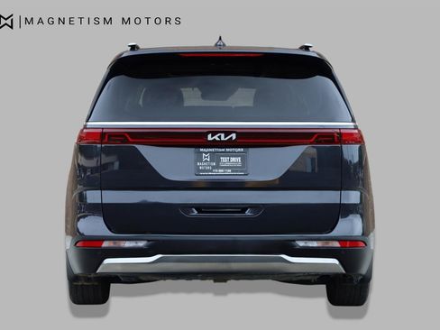 Used 2024 Kia Carnival SX Prestige FWD image 8