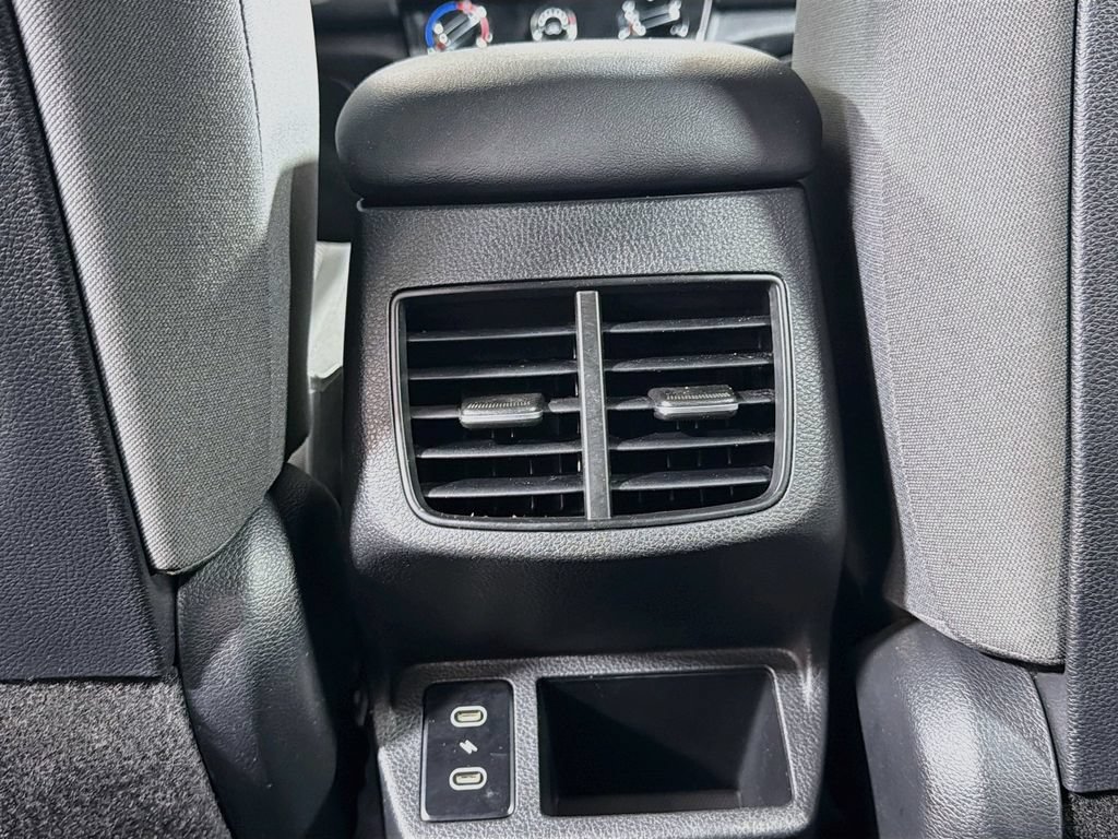 Used 2024 Kia Seltos LX AWD/4WD image 24