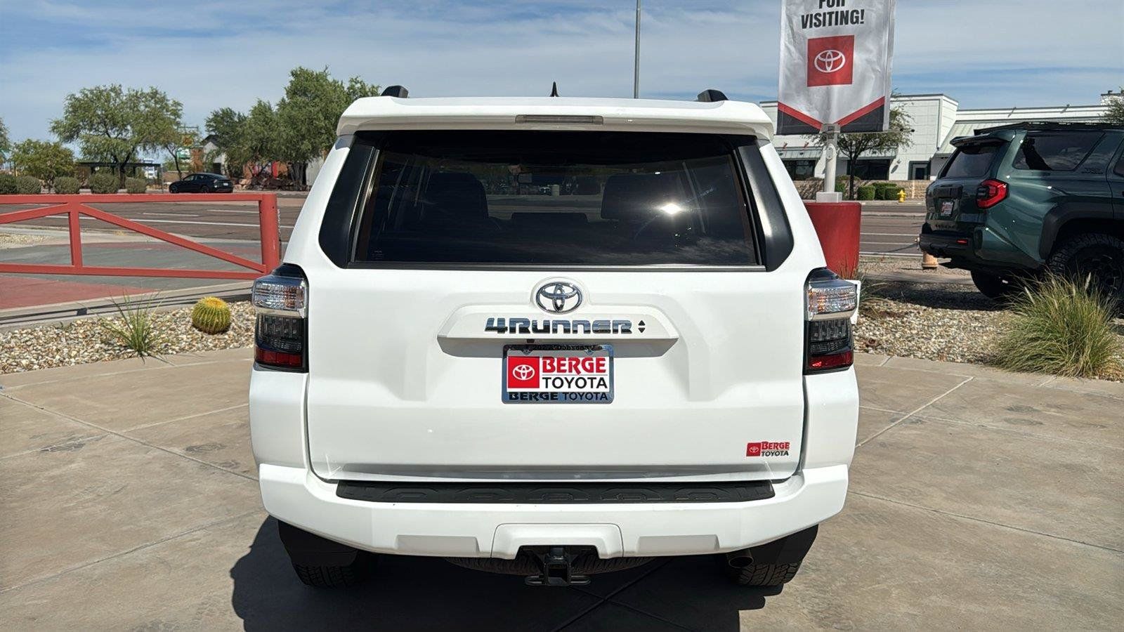 Used 2023 Toyota 4Runner SR5 Premium w/ Moonroof Package RWD image 7