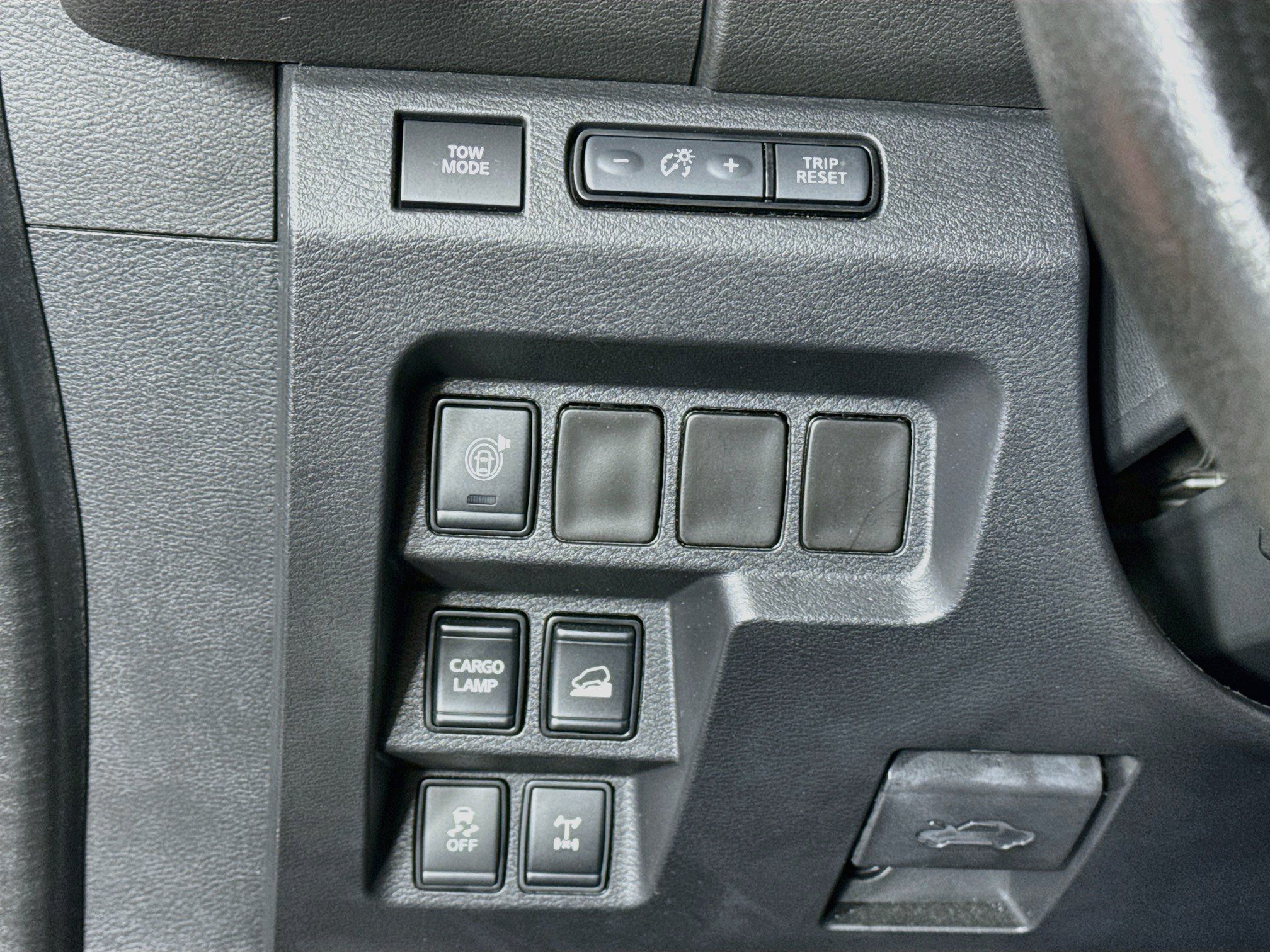 Used 2025 Nissan Frontier PRO-4X w/ Interior Protection Package AWD/4WD image 10