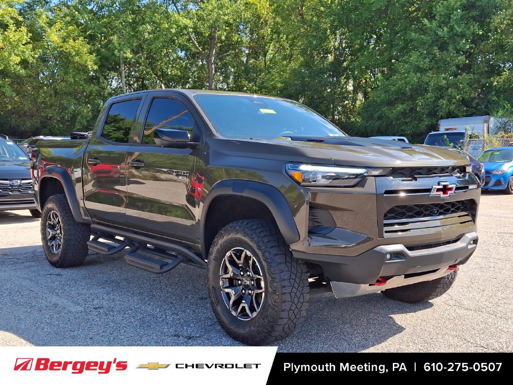 Certified 2023 Chevrolet Colorado ZR2 w/ ZR2 Convenience Package III AWD/4WD image 2