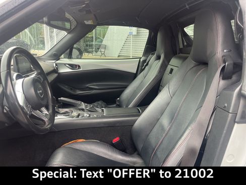 Used 2018 MAZDA MX-5 Miata RF Grand Touring image 8