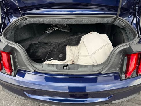 Used 2019 Ford Mustang GT Premium w/ Equipment Group 401A RWD image 41