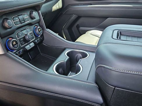 Used 2023 Chevrolet Tahoe Premier w/ Premium Package image 20