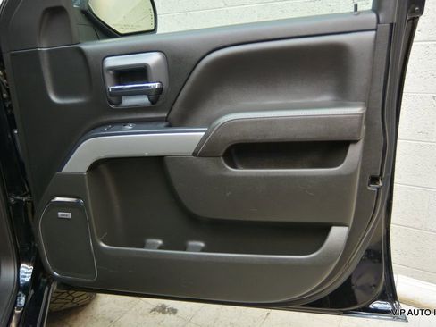 Used 2017 Chevrolet Silverado 1500 LTZ Z71 w/ LTZ Plus Package image 8