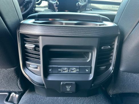 Used 2024 RAM 2500 Limited AWD/4WD image 19