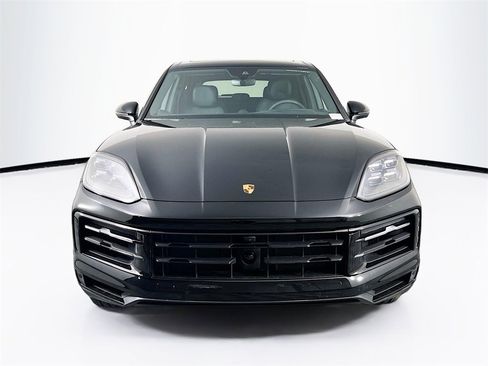 New 2026 Porsche Cayenne Base image 6