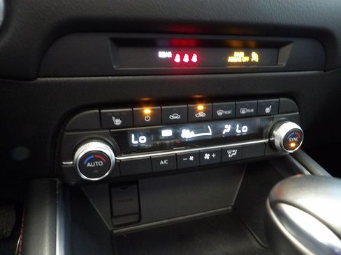Certified 2024 MAZDA CX-5 Carbon Edition AWD/4WD image 34