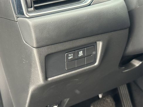 Used 2020 MAZDA CX-5 Touring image 32