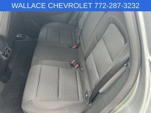Used 2026 Chevrolet Equinox LT w/ Safety and Technology Package FWD image 12