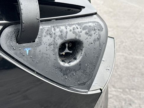 Used 2024 Tesla Model 3 RWD image 10