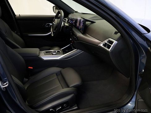 Certified 2025 BMW 330i xDrive 330i xDrive w/ Premium Package image 36