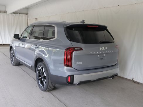 Used 2023 Kia Telluride S AWD/4WD image 22