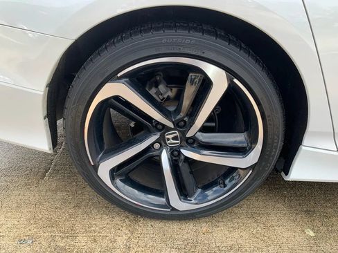 Used 2019 Honda Accord Sport image 24