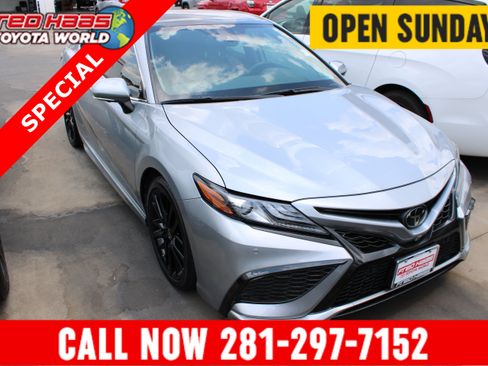 Used 2024 Toyota Camry XSE w/ Navigation Package FWD image 1