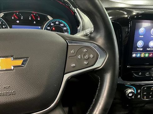 Used 2023 Chevrolet Traverse LT FWD image 12