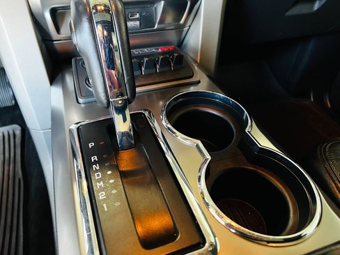 Used 2012 Ford F150 Raptor w/ Raptor Luxury Pkg image 18