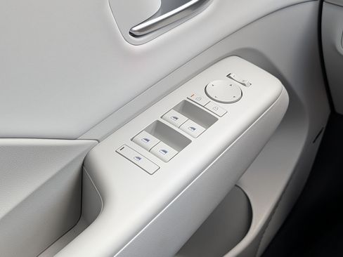 New 2026 Hyundai Kona Limited AWD/4WD image 11