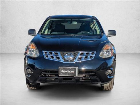 Used 2015 Nissan Rogue S image 2
