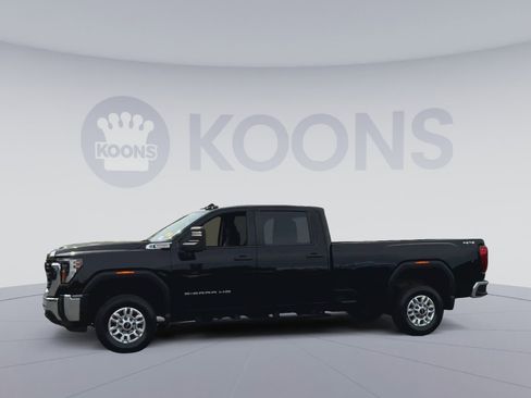 Used 2024 GMC Sierra 2500 Pro w/ Convenience Package AWD/4WD image 8