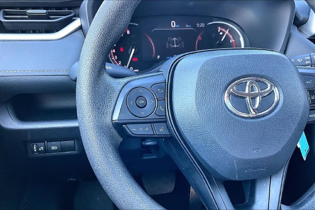 Used 2025 Toyota RAV4 LE AWD/4WD image 11