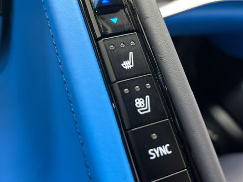 Used 2020 Chevrolet Corvette Stingray Premium Conv w/ 3LT Preferred Equipment Group RWD image 27