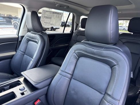 New 2026 Lincoln Aviator Reserve AWD/4WD image 22