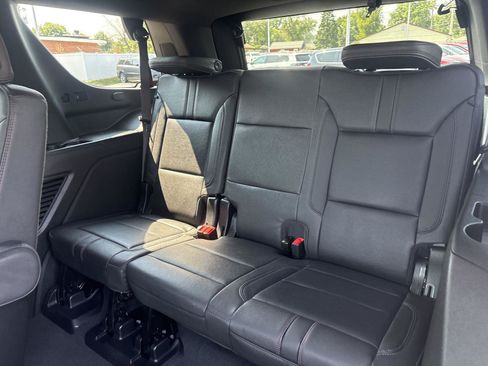 Used 2024 Chevrolet Tahoe RST w/ Luxury Package AWD/4WD image 11