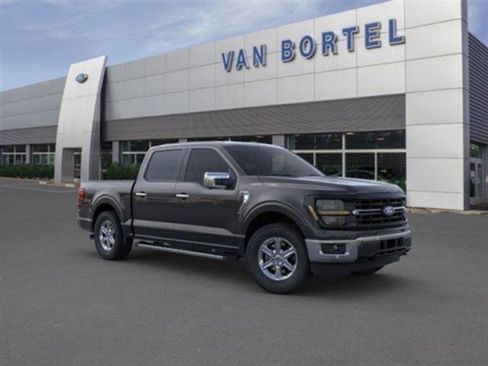 Used 2024 Ford F150 XLT w/ Equipment Group 302A MID image 7