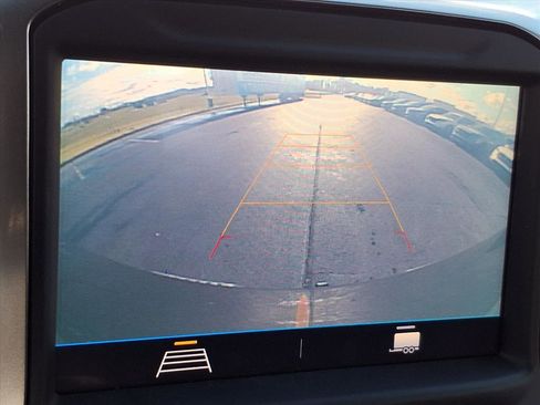 Used 2021 Chevrolet Silverado 1500 LT Trail Boss w/ LPO, Dark Essentials Package image 18