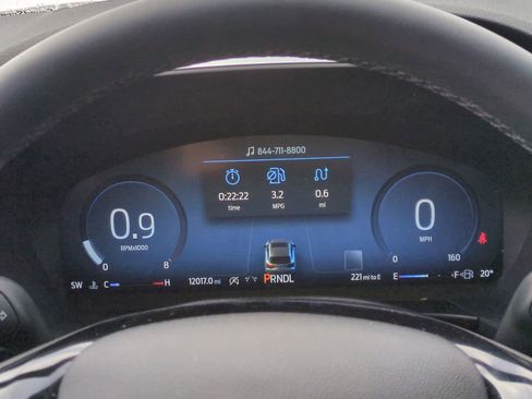 Certified 2024 Ford Escape Platinum image 32