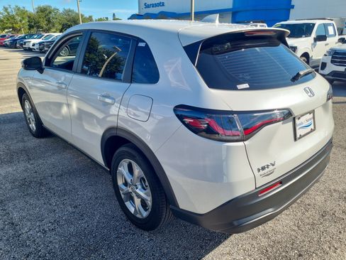 Used 2024 Honda HR-V LX image 5