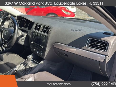 Used 2018 Volkswagen Jetta SE image 42