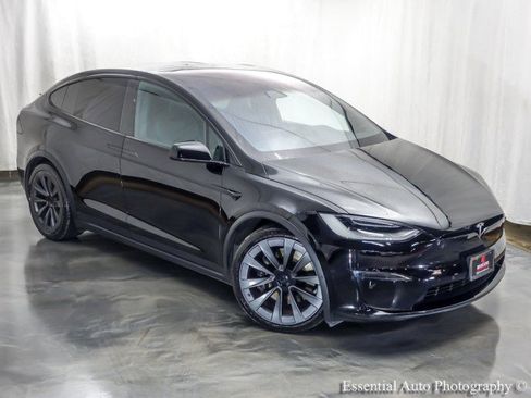 Used 2022 Tesla Model X Plaid image 6