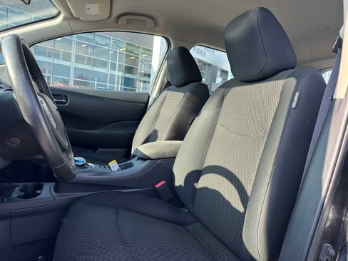 Used 2015 Nissan Leaf S w/ Charge Package image 16