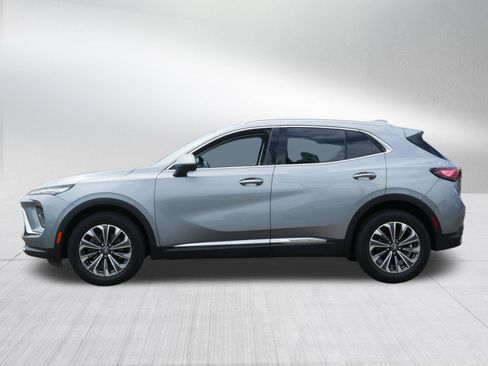 Used 2025 Buick Envision Preferred AWD/4WD image 4