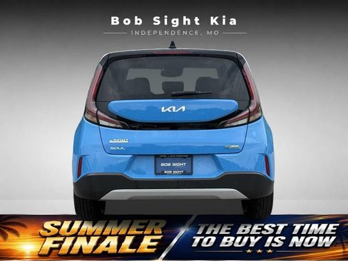 Used 2023 Kia Soul EX FWD image 9