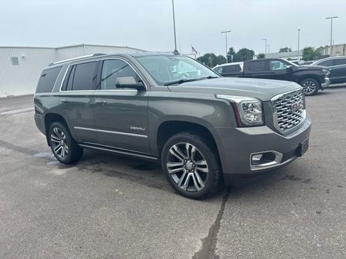 Used 2018 GMC Yukon Denali w/ Denali Ultimate Package AWD/4WD image 6