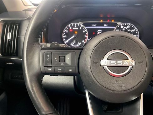 Used 2023 Nissan Pathfinder SL w/ SL Premium Package AWD/4WD image 23