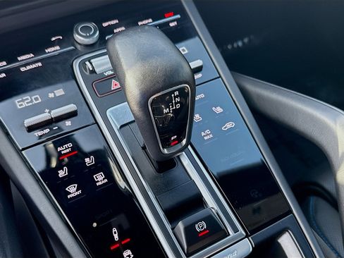 Used 2021 Porsche Cayenne S image 16