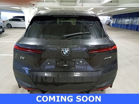 Used 2023 BMW iX xDrive50 w/ Convenience Package image 7