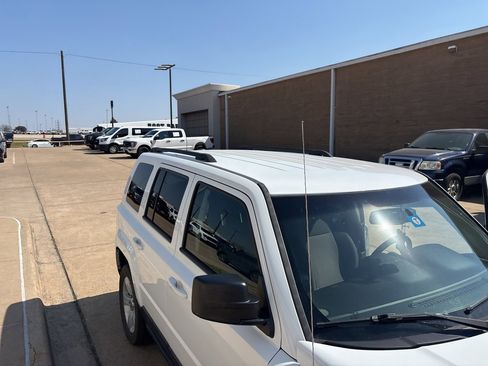 Used 2017 Jeep Patriot Latitude image 6