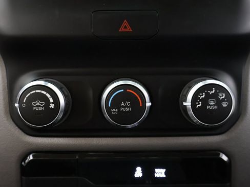 Used 2020 RAM 1500 Big Horn image 43