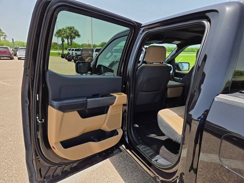 Used 2021 Ford F150 XLT AWD/4WD image 14