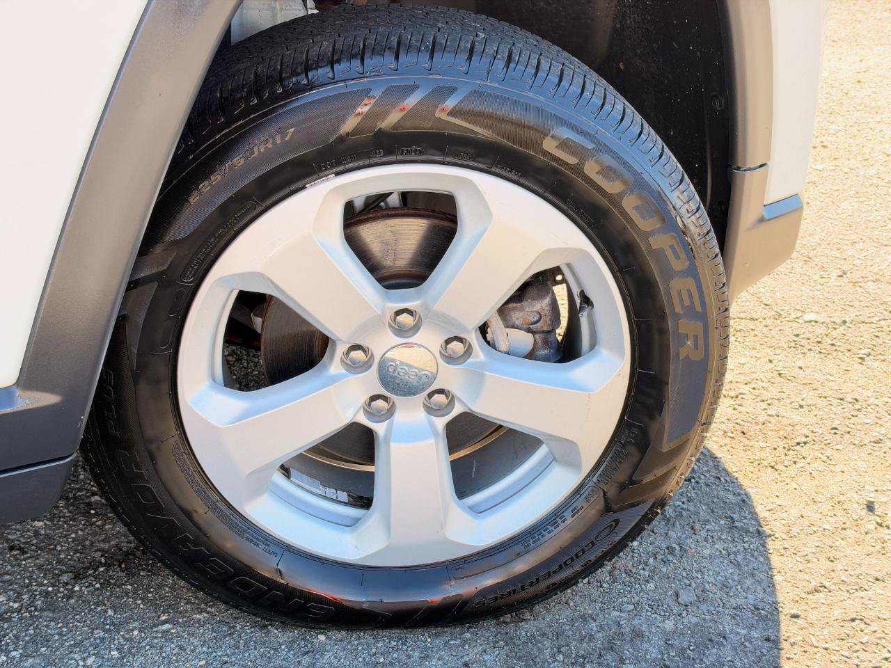 Used 2018 Jeep Compass Latitude w/ Popular Equipment Group AWD/4WD image 89