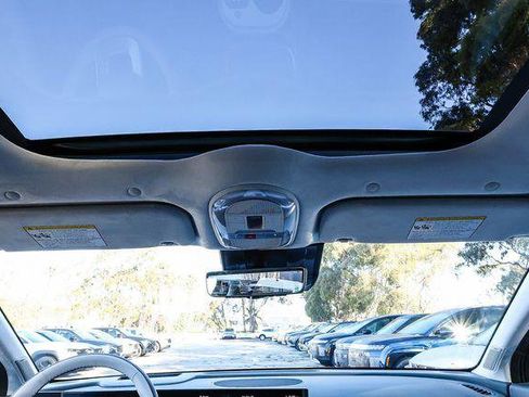 New 2026 Hyundai Ioniq 9 Calligraphy image 17