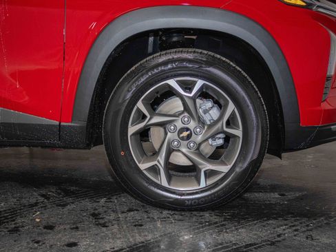 New 2026 Chevrolet Trax LT w/ Driver Confidence Package image 6